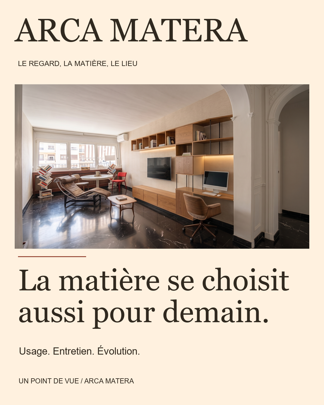 Visuel fourni dans le dossier Réalisations ARCA MATERA : le mobilier compose le lieu. Un aménagement mural qui relie plusieurs fonctions.
